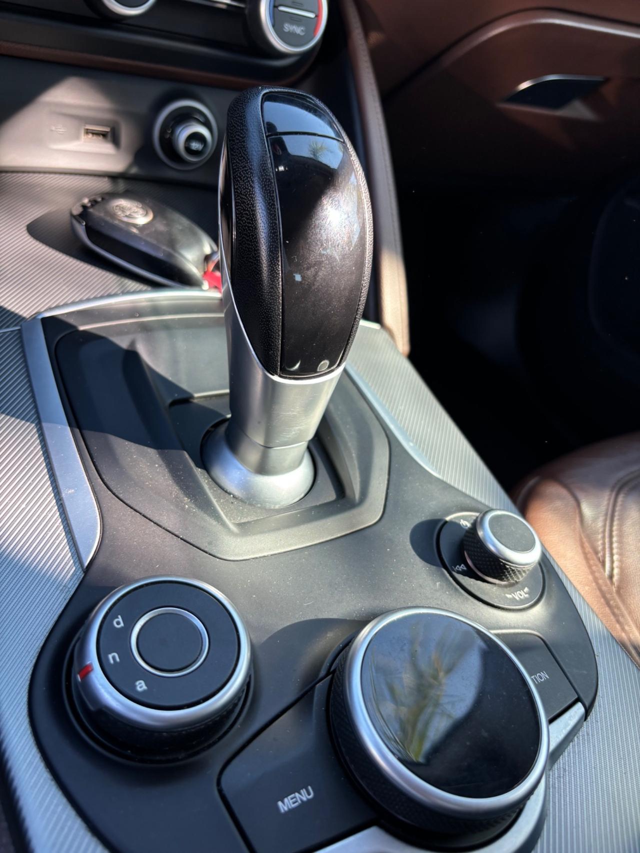 ALFA ROMEO STELVIO 2.2 210CV AT8 Q4 FULL OPT