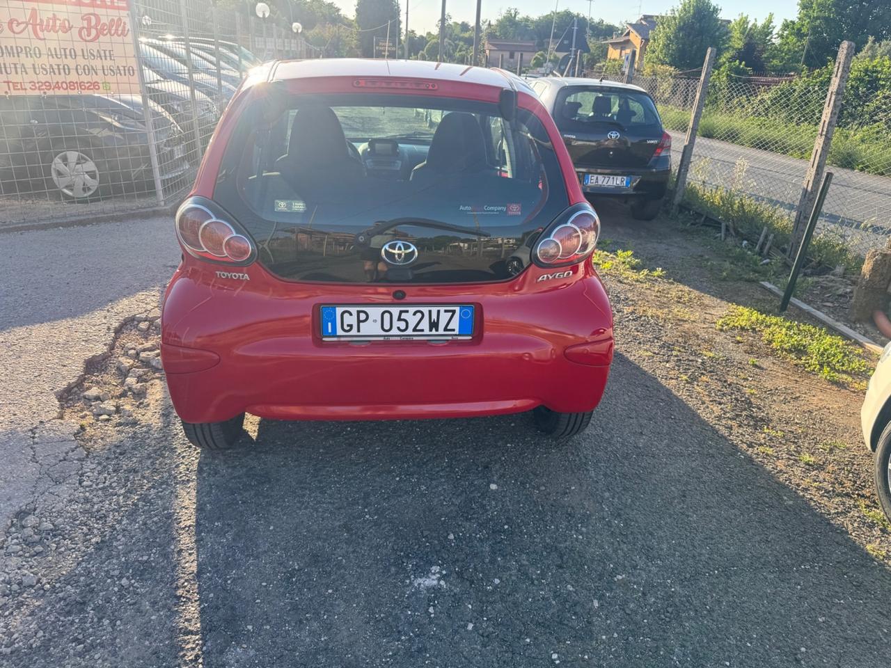 Toyota Aygo 1.0 12V VVT-i 5 porte Lounge NEOPATENTATI