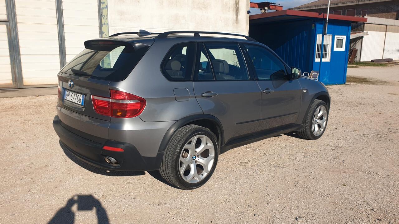 Bmw X5 3.0sd cat Attiva 286cv