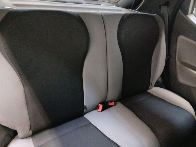 Lancia Ypsilon 1.2 8v Silver 69cv