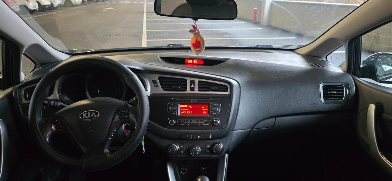 Kia Ceed cee'd 1.4 GPL 5 porte Active