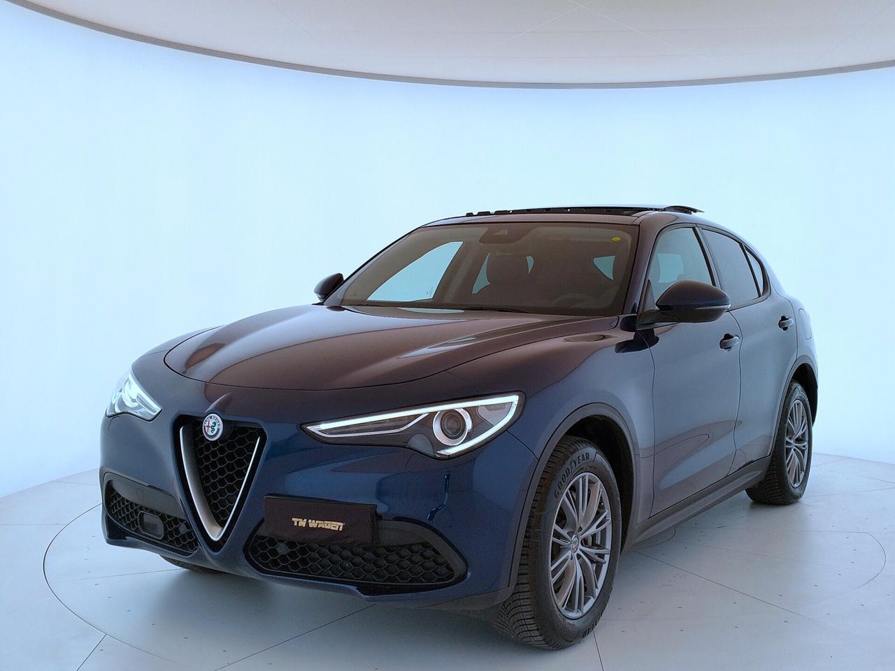 ALFA ROMEO STELVIO 2.2 t Executive Q4 190cv auto my19 - TETTO PANORAMICO - IVA ESPOSTA