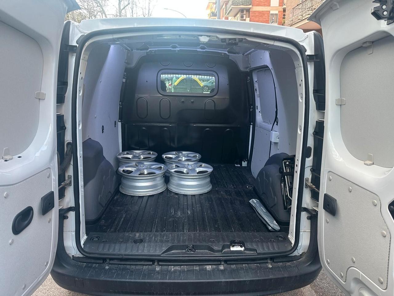 Renault Kangoo dCi 95CV Express