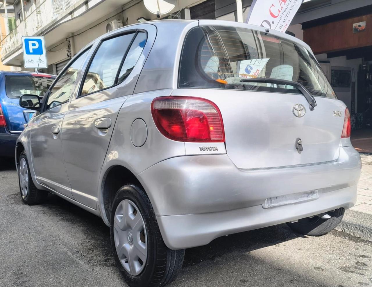 Toyota Yaris 1.0i 16V cat 5 porte