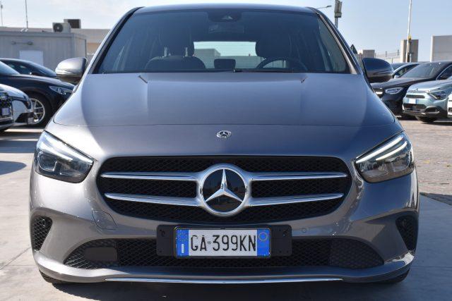 MERCEDES-BENZ B 180 d Business Extra *NAVIGATORE*