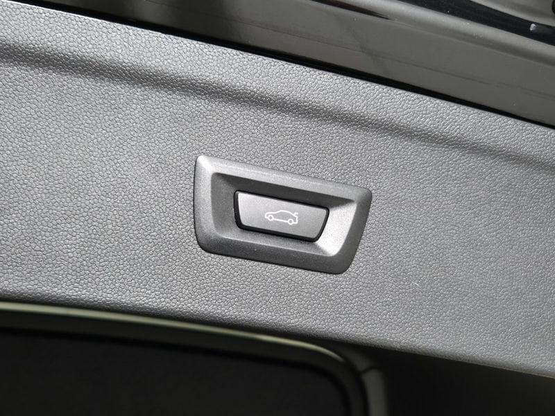 BMW iX i20 2021 xdrive50 pacchetto sportivo