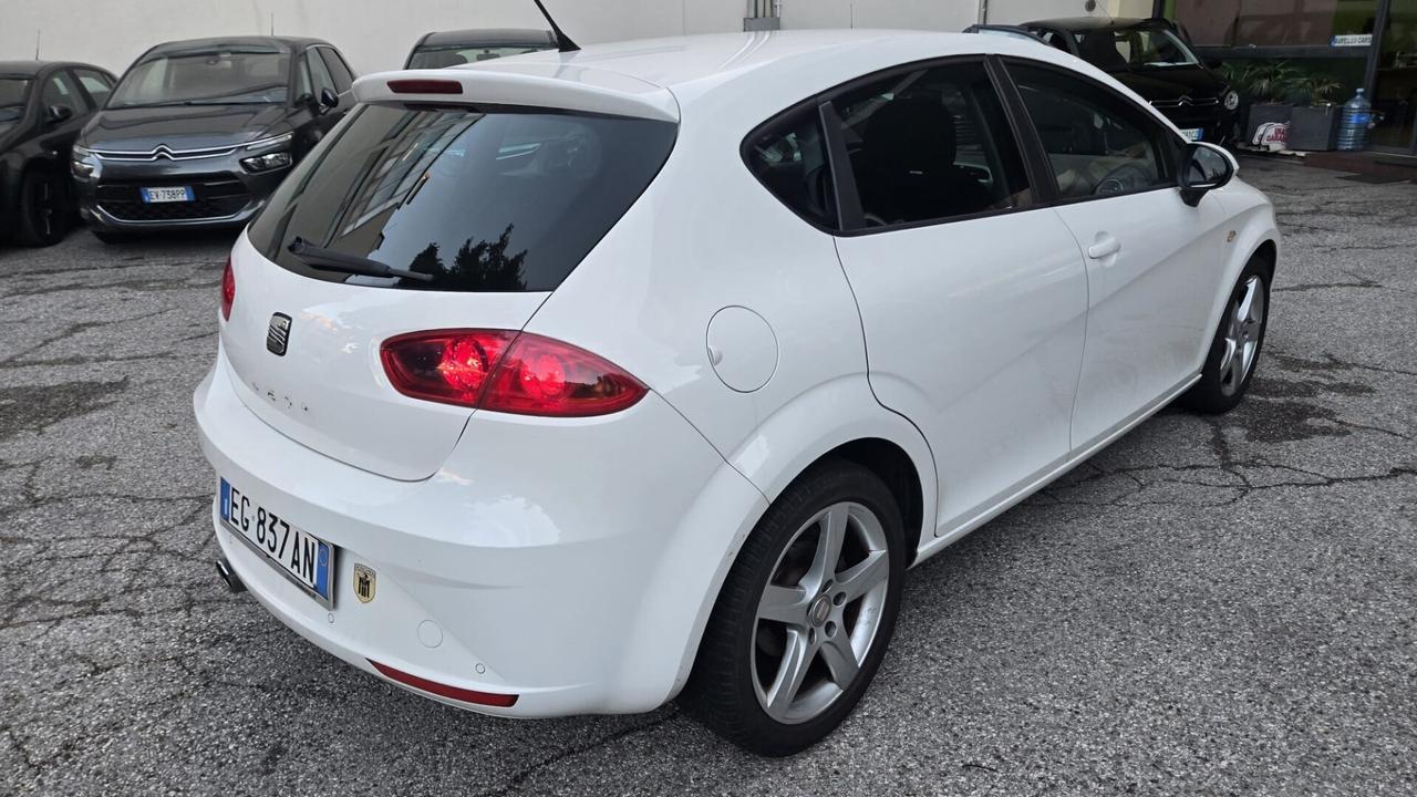 Seat Leon 1.6 TDI Copa x Neopatentati