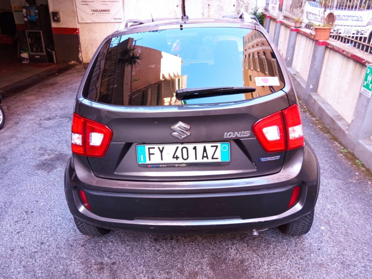 Suzuki Ignis 1.2 Hybrid Top