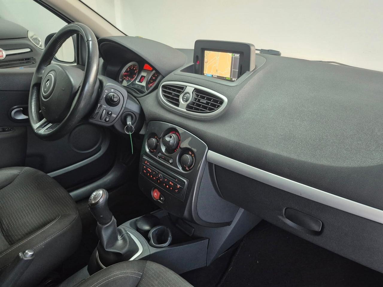 Renault Clio 1.2 16V 5 porte NAVIGA-SENSORI-PARCH-