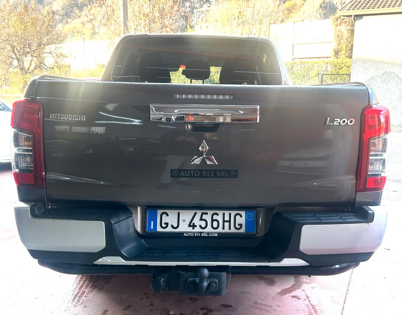 Mitsubishi L200 Double Cab L200 d.cab 2.3d Intense 4wd 150cv