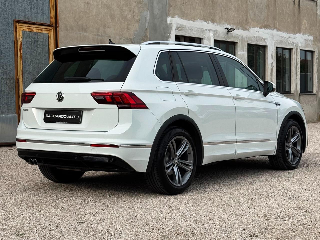 Volkswagen Tiguan 2.0 TDI 150cv DSG Sport R-Line | UNICO PROP.