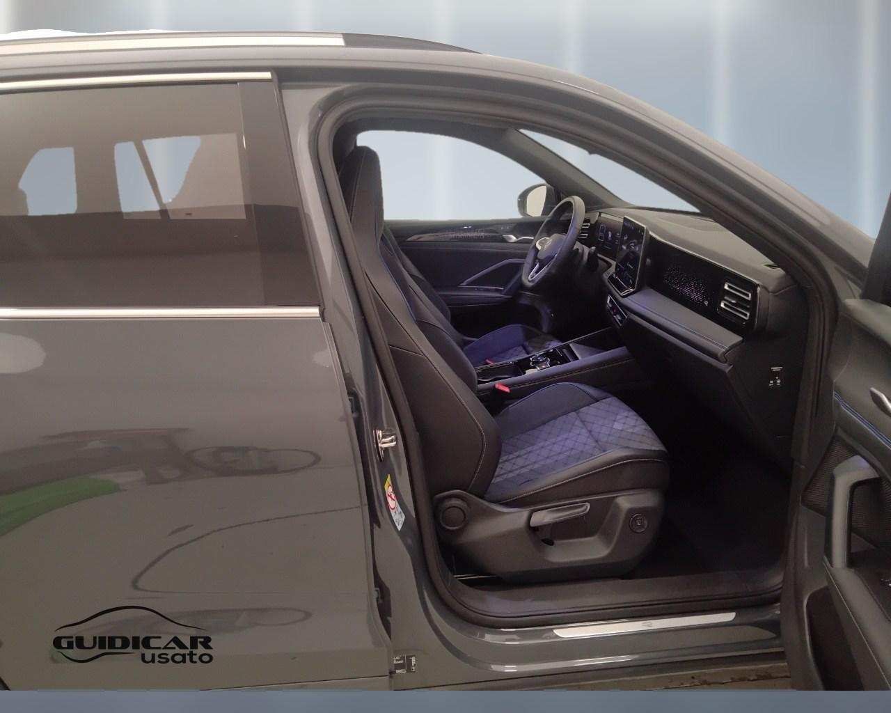 VOLKSWAGEN Tiguan III 2024 - Tiguan 2.0 tdi R-Line 4motion 193cv dsg
