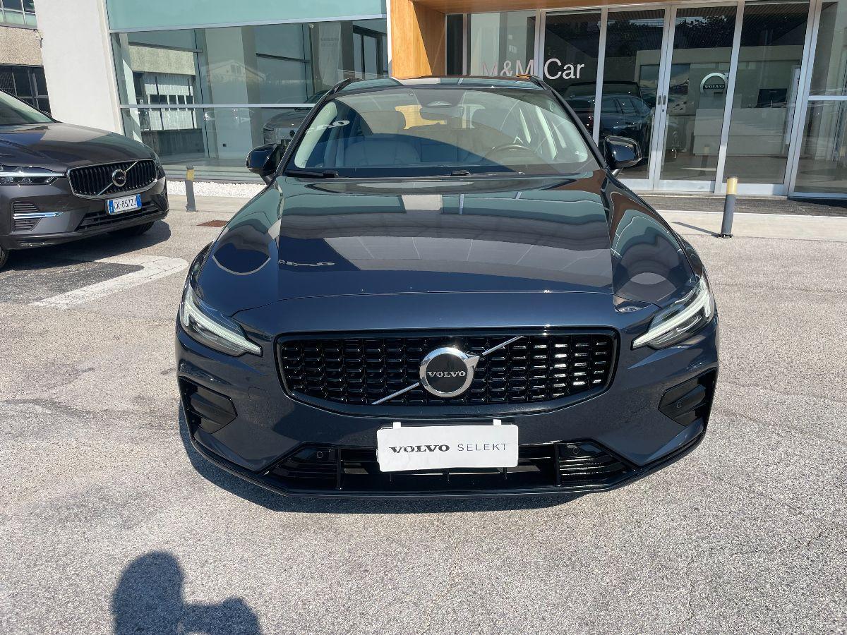 VOLVO - V60 - B4aut. Plus Dark