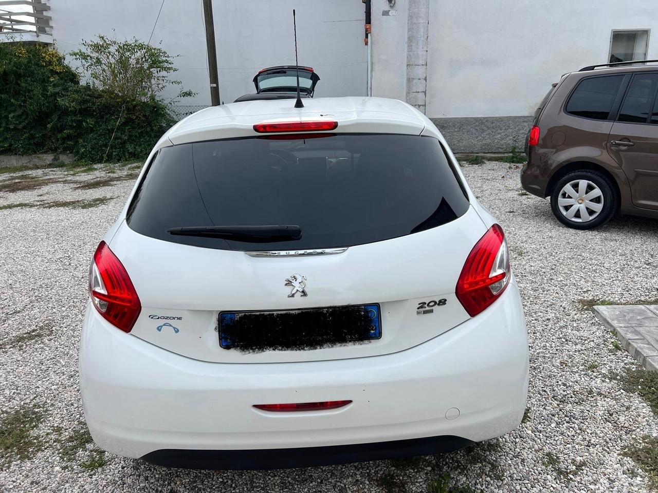 Peugeot 208 1.6 e-HDi 92 CV Stop&Start 5 porte Allure