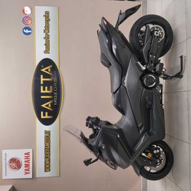 Yamaha T-Max 560 - 2022
