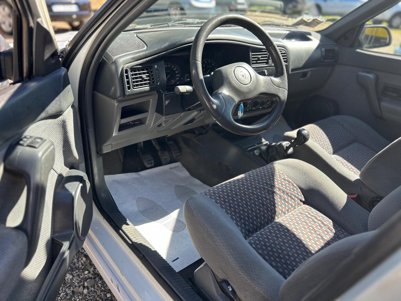 Renault R 19 1.4 CC benzina cat 4 porte *ARIA CONDIZIONATA*SERVOSTERZO*UNIPRO*