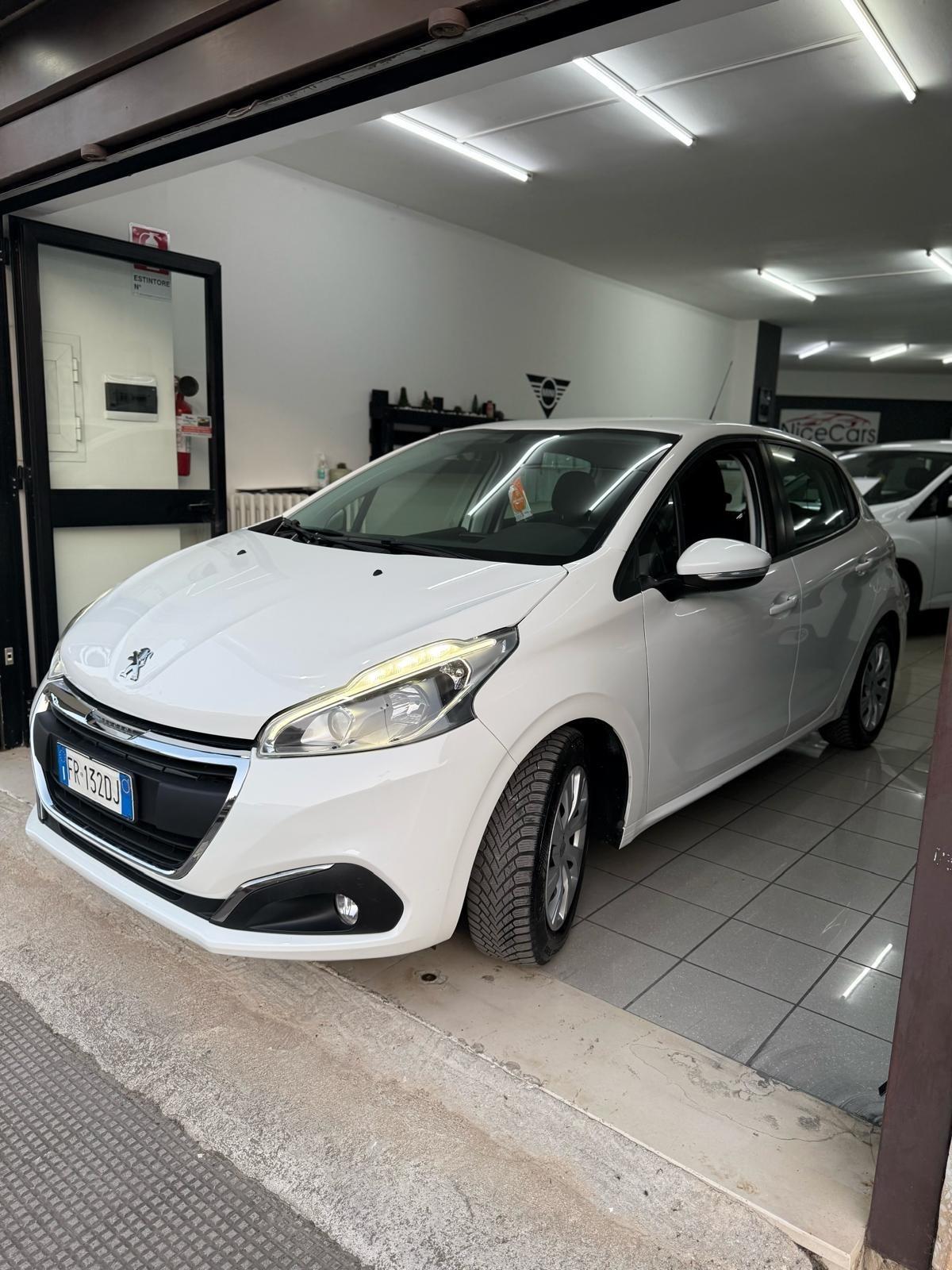 Peugeot 208 BlueHDi 75 5 porte Active