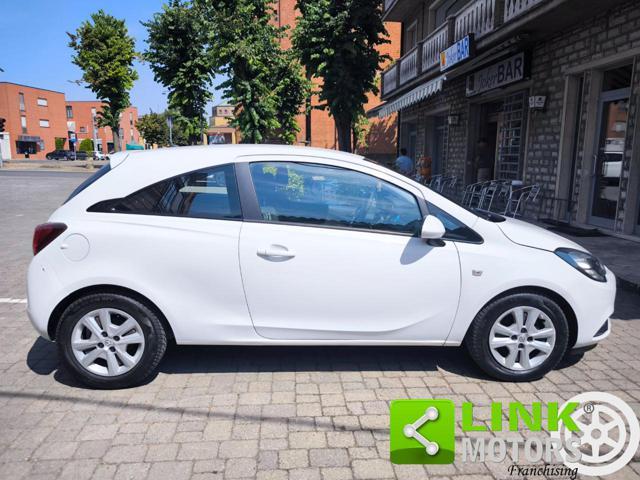 OPEL Corsa 1.2 Coupé b-Color