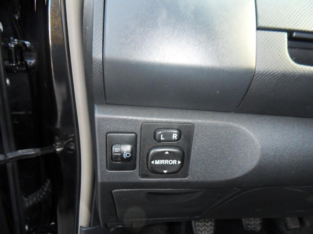 Toyota Yaris 1.0 3 porte