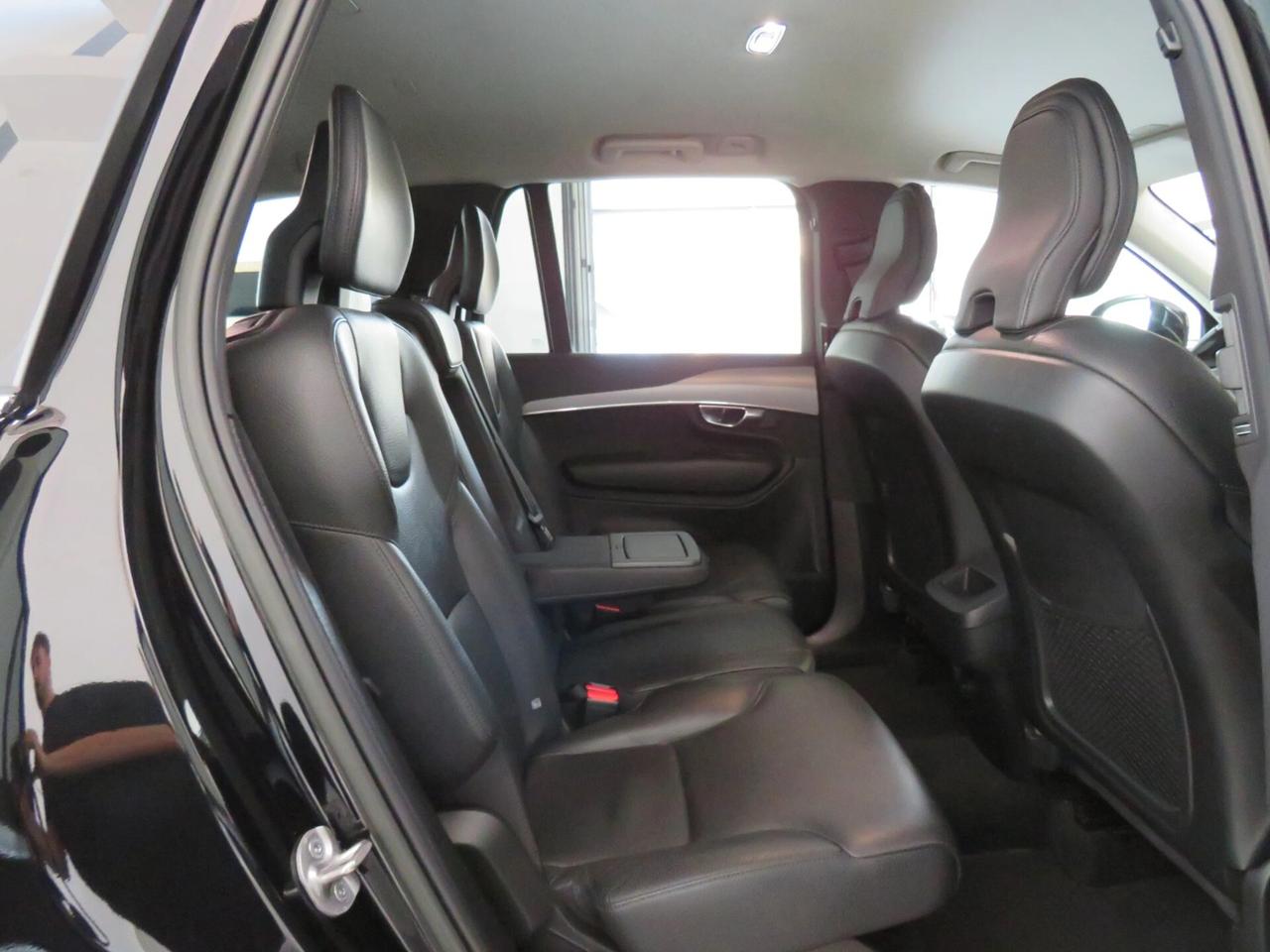 Volvo XC 90 XC90 B5 (d) AWD automatico 7 posti Ultimate Dark