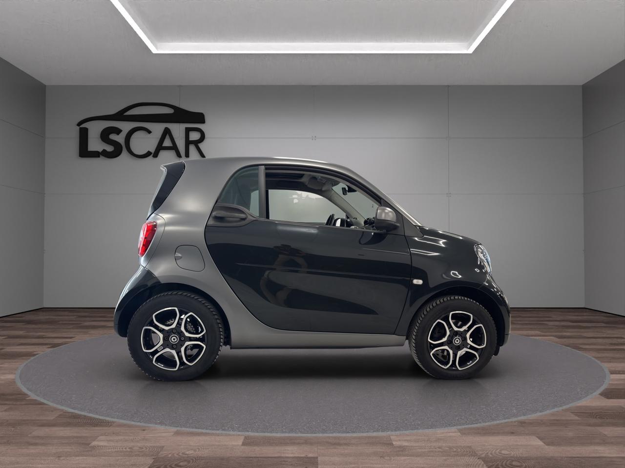Smart fortwo coupe Fortwo 1.0 Prime - Unipro - Promo Finanziamento - Schermo Touch - Sedili riscaldabili - Interni in pelle - Tetto panoramico