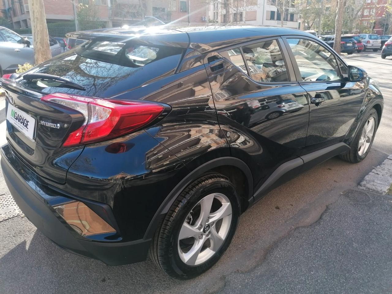 Toyota C-HR Hybrid Business NO OBBL. FINANZ.