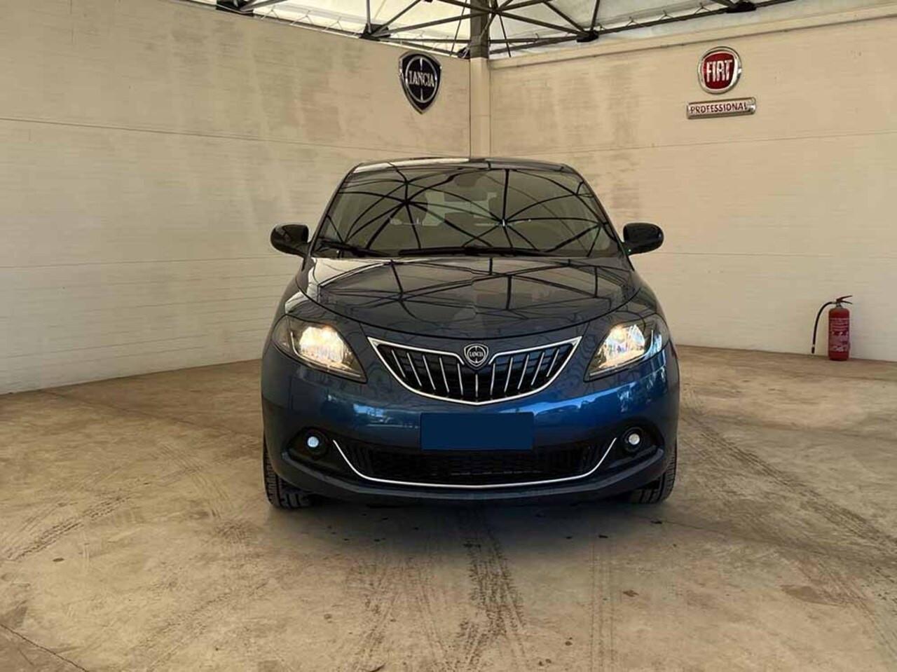 LANCIA Ypsilon III - Ypsilon 1.0 firefly hybrid Gold Plus s&s 70cv