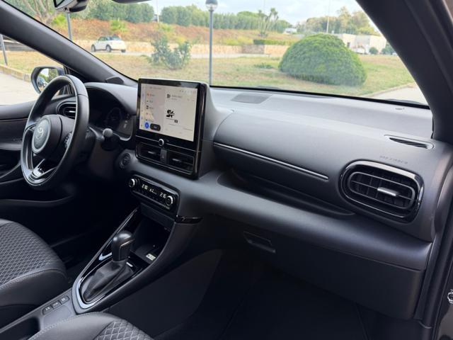 TOYOTA Yaris 1.5 130CV LOUNGE HYBRID+NAVI+ADAS+LED+PELLE+RCAM