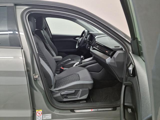 AUDI A1 SPB 25 TFSI S tronic Identity Black SLINE