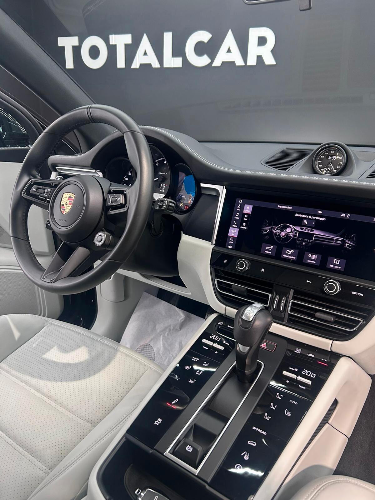 PORSCHE MACAN T 2.0