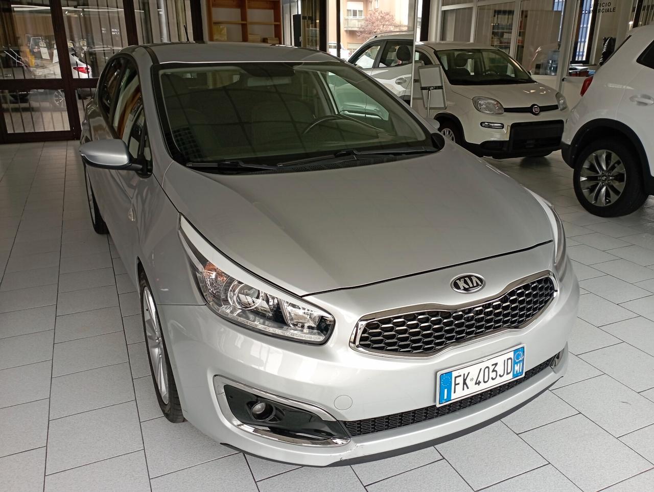 Kia Ceed cee'd 1.6 CRDi 110 CV 5 porte Active