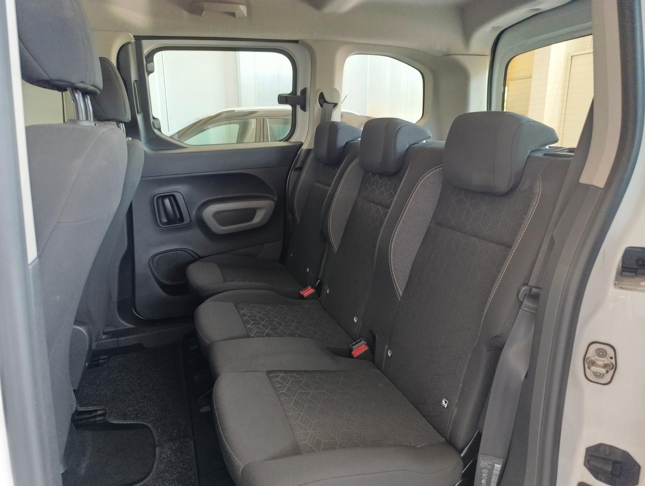 Peugeot Rifter Standard Rifter 1.5 bluehdi Active s&s 100cv