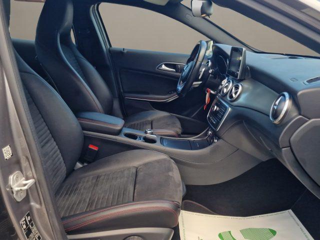 MERCEDES-BENZ GLA 220 d Automatic Sport