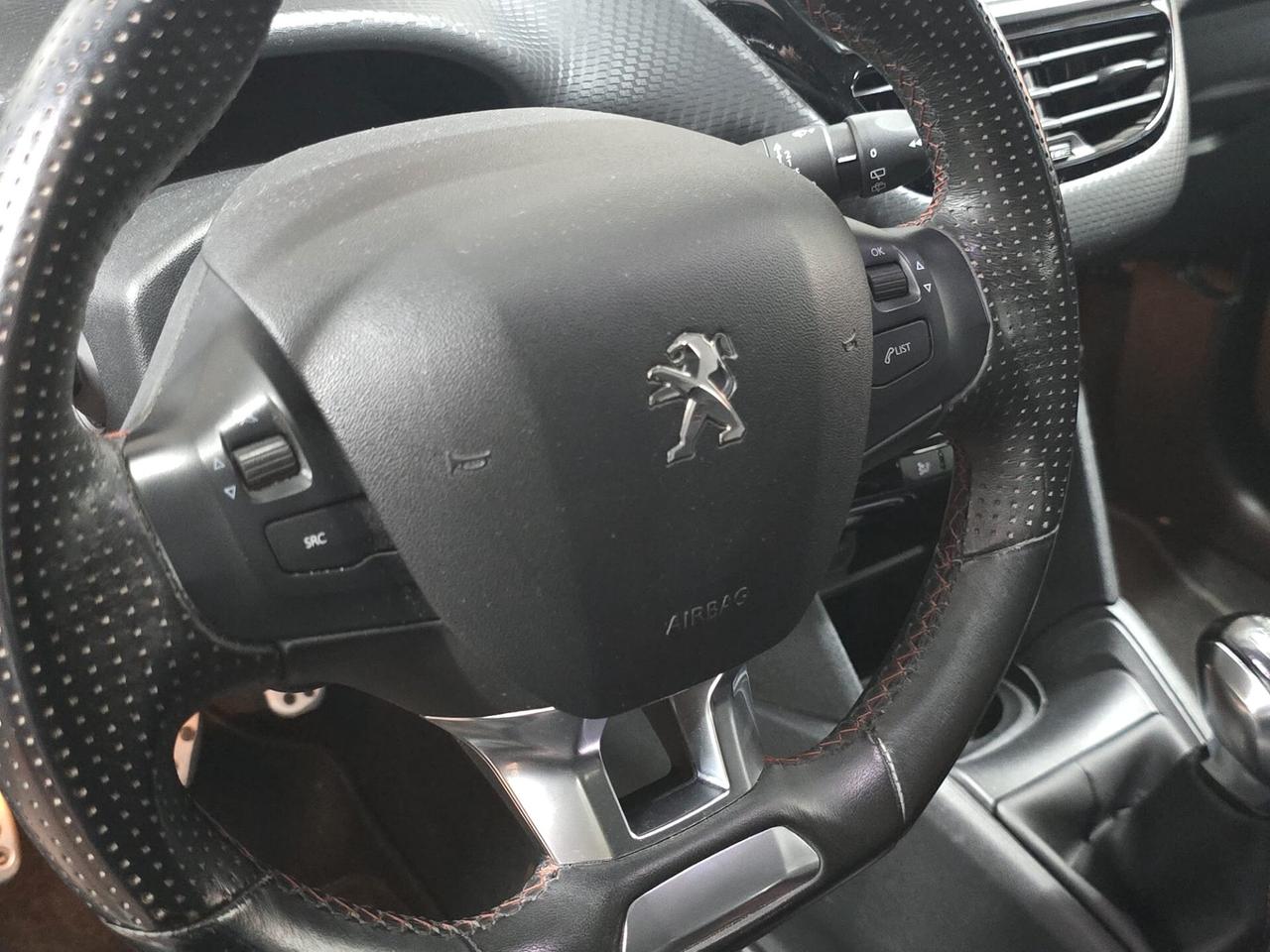 Peugeot 208 BlueHDi 100 S&S 5 porte GT Line