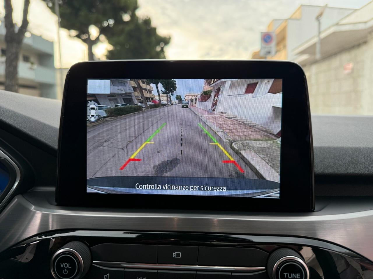 Ford Kuga 1.5 EcoBlue Autom Titanium *NAVI *CAMERA