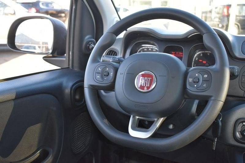 FIAT Panda 1.2 69cv E6 Waze
