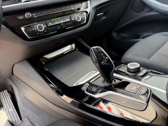 BMW X3 sDrive18d 48V 150CV Business Advantage