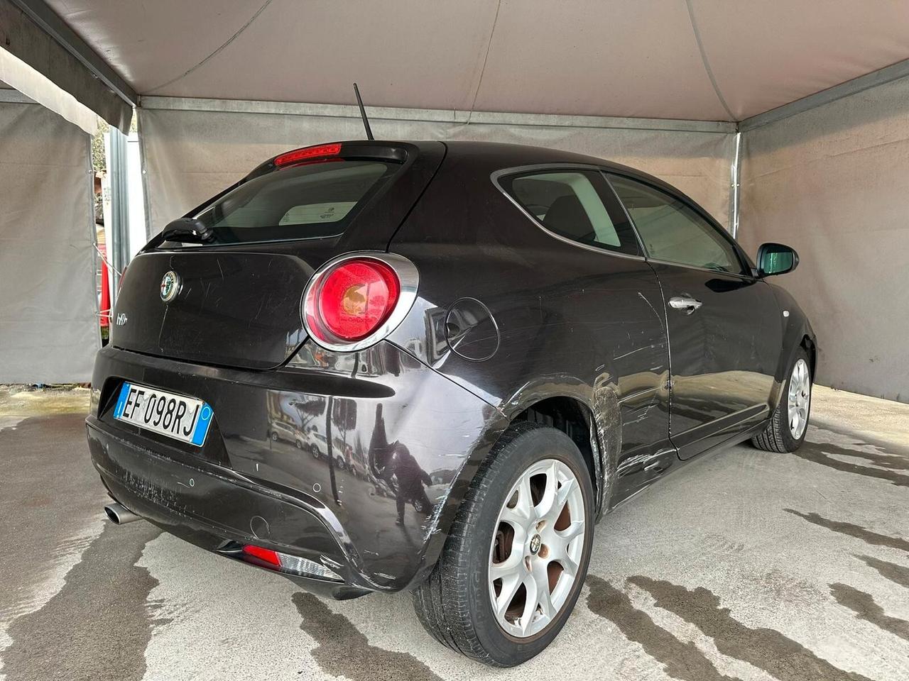 Alfa Romeo MiTo 1.3 JTDm-2 95 CV S&S Distinctive Sport Pack