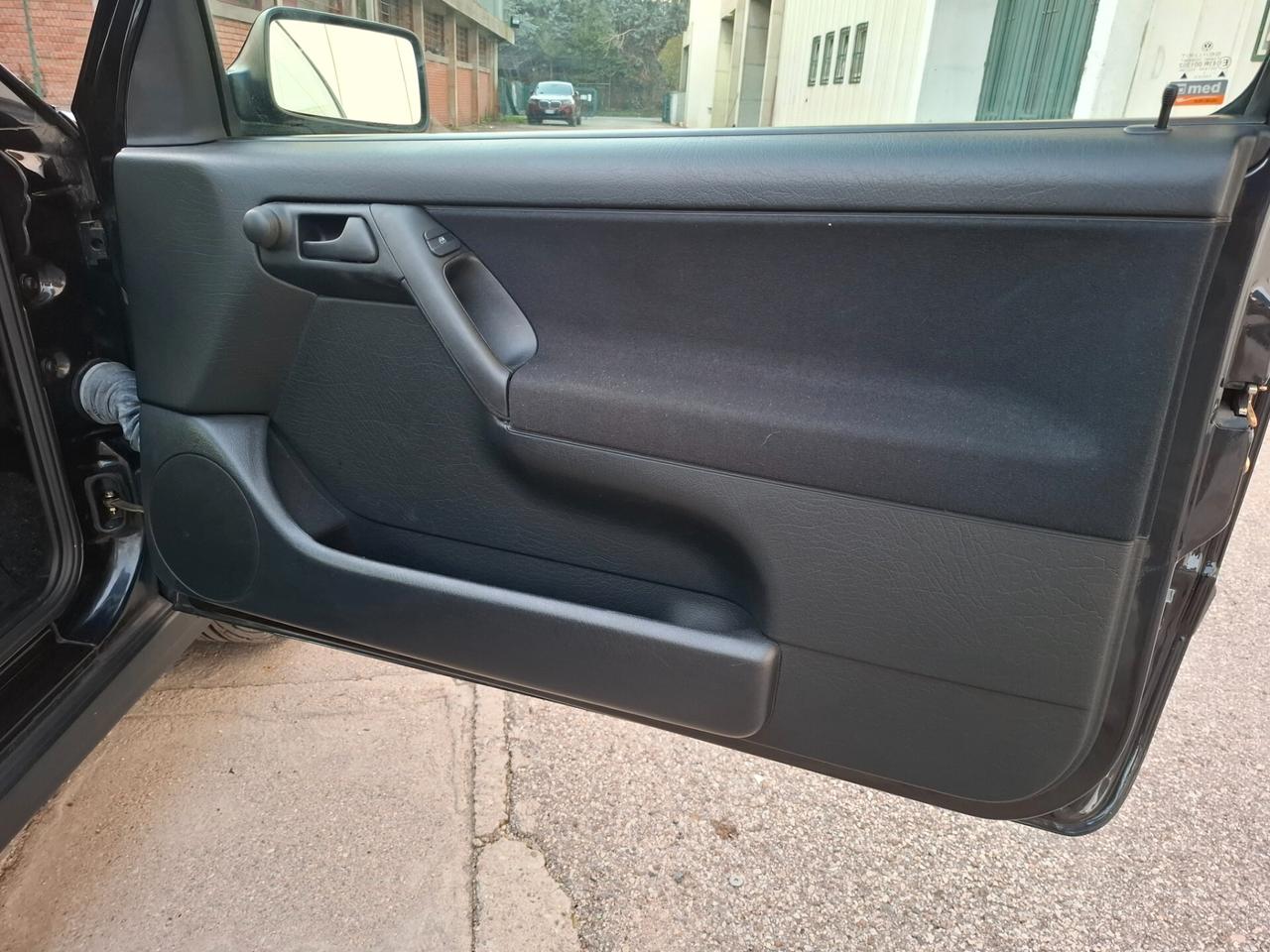 Volkswagen Golf GTI 2.0 16V 29.900km