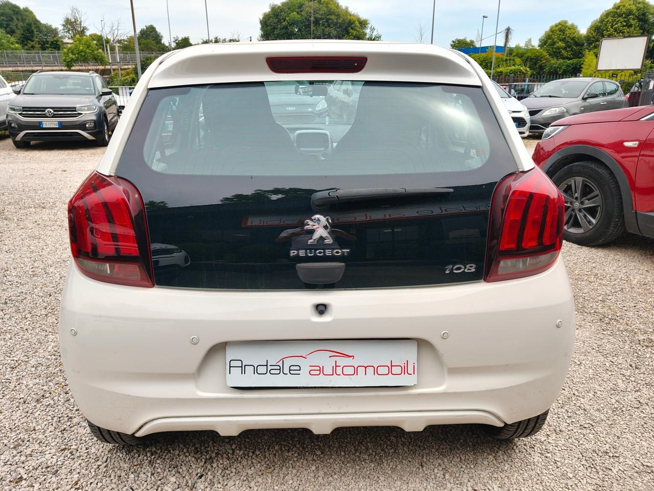 Peugeot 108 VTi 68 5 porte **SOLO 26000KM ** PREZZO REALE