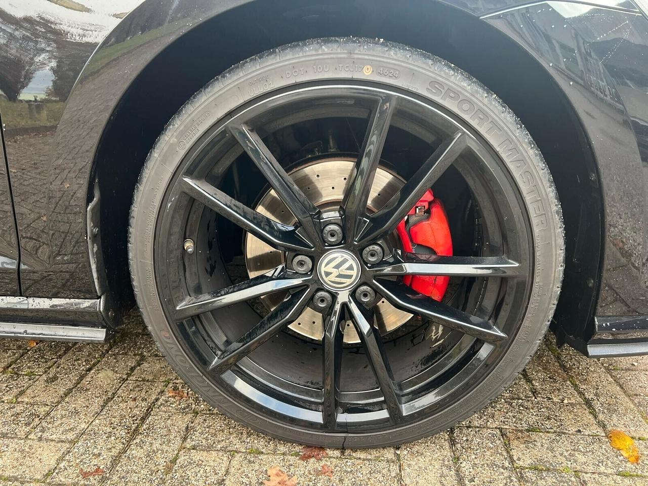 Volkswagen Golf GTI Performance 2.0 230 CV TSI DSG