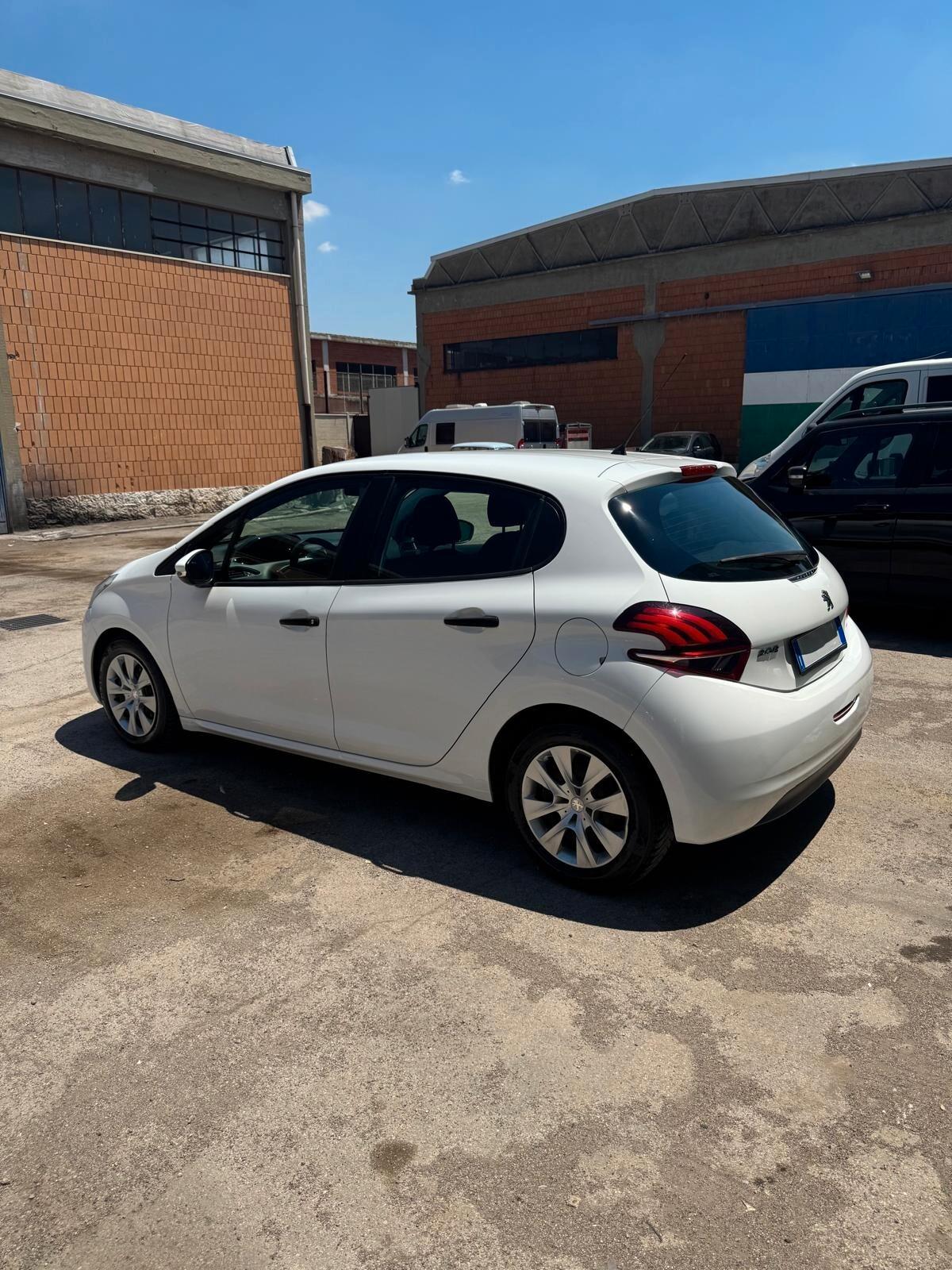 Peugeot 208 I Serie PureTech 68 5P Active