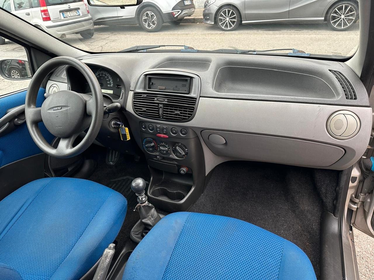 Fiat Punto 1.2i cat 3 porte ELX