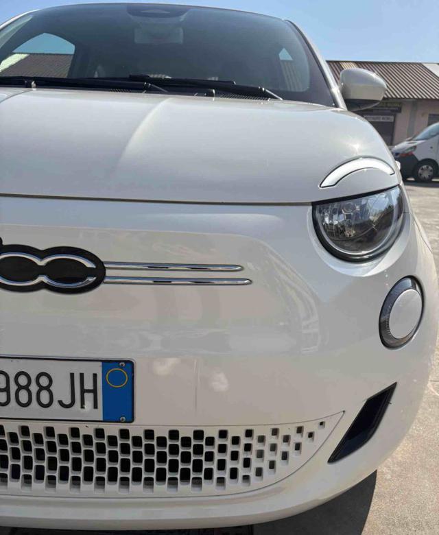 FIAT 500e Berlina 42 kWh Icon