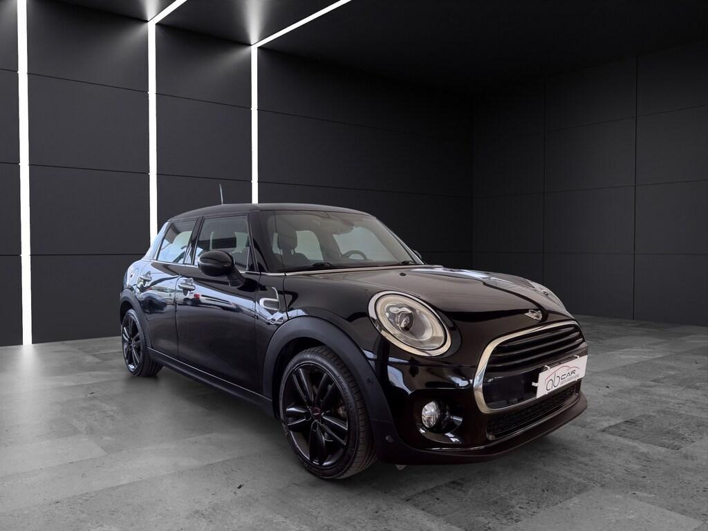 Mini Cooper D 1.5 D Cooper D Boost Auto