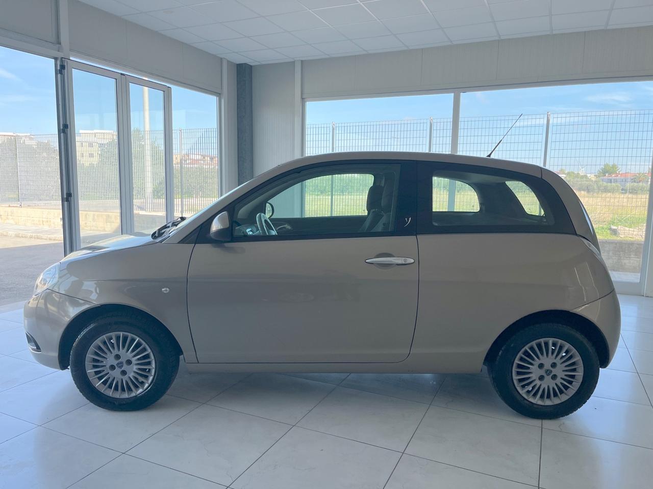 Lancia Ypsilon 1.2 BENZINA