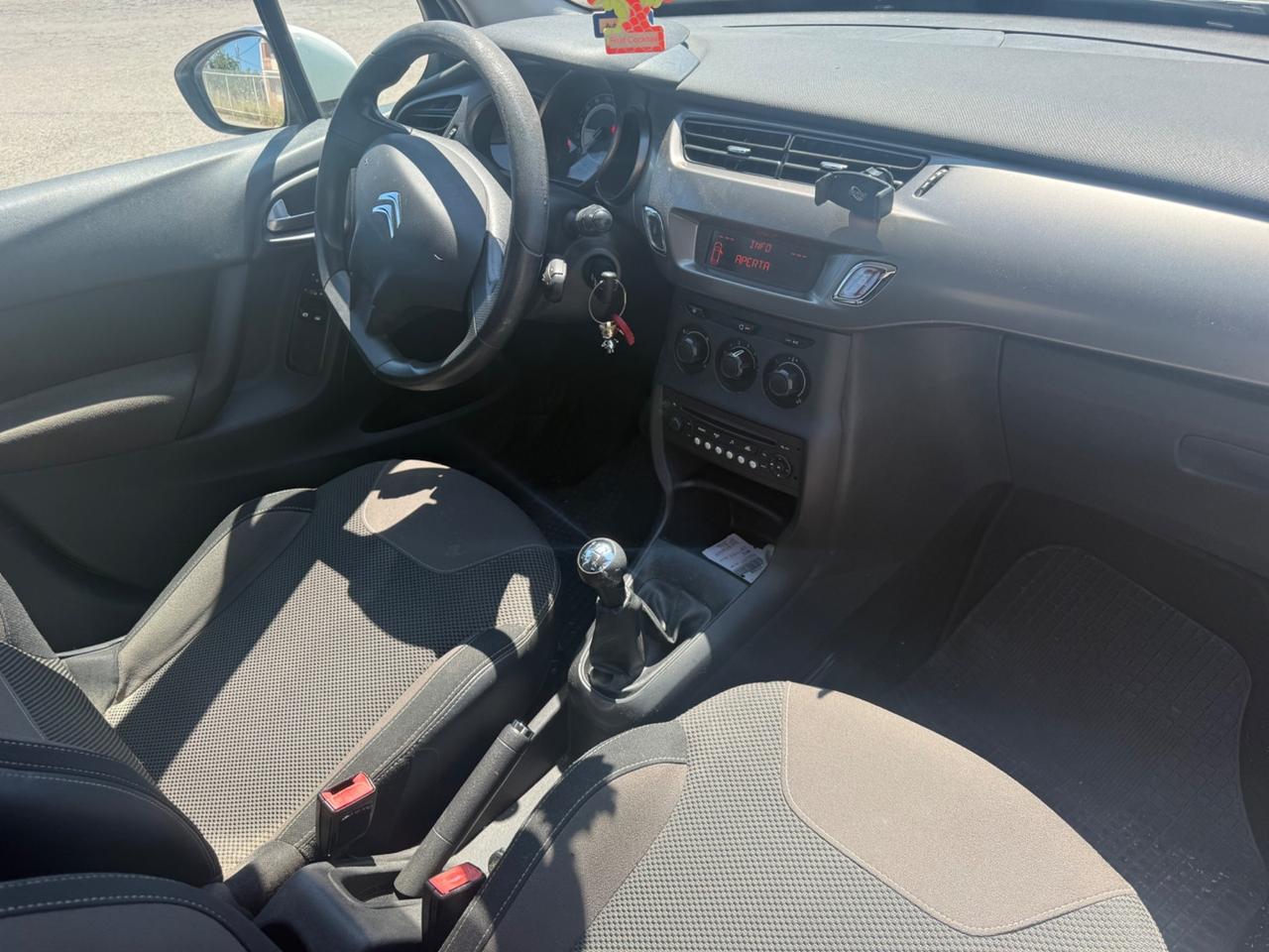 CITROEN C3 -2015-