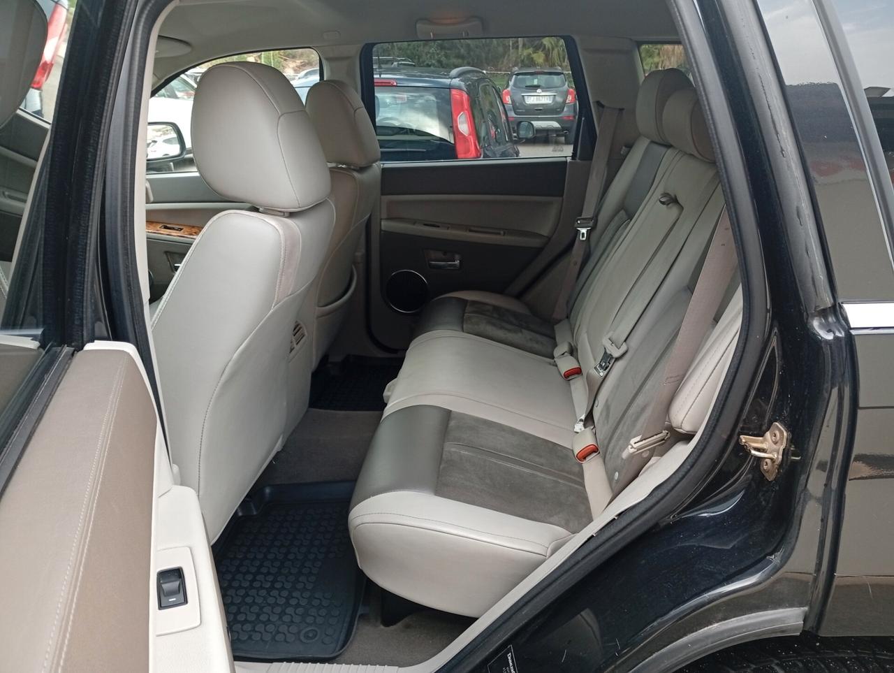 Jeep Grand Cherokee 3.0 V6 CRD Laredo