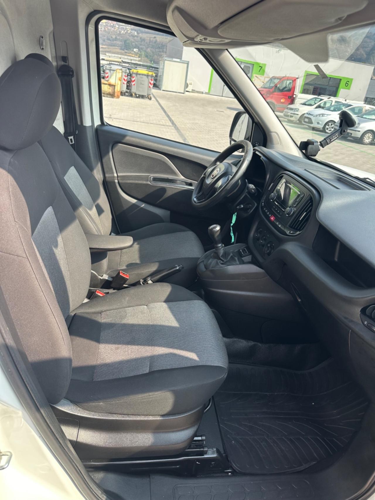 Fiat doblo 1.3 diesel 90cv UNICO PROPRIETARIO