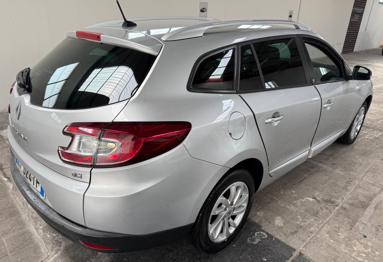 Renault Megane 1.5 dCi 110CV SporTour Limited - 2015